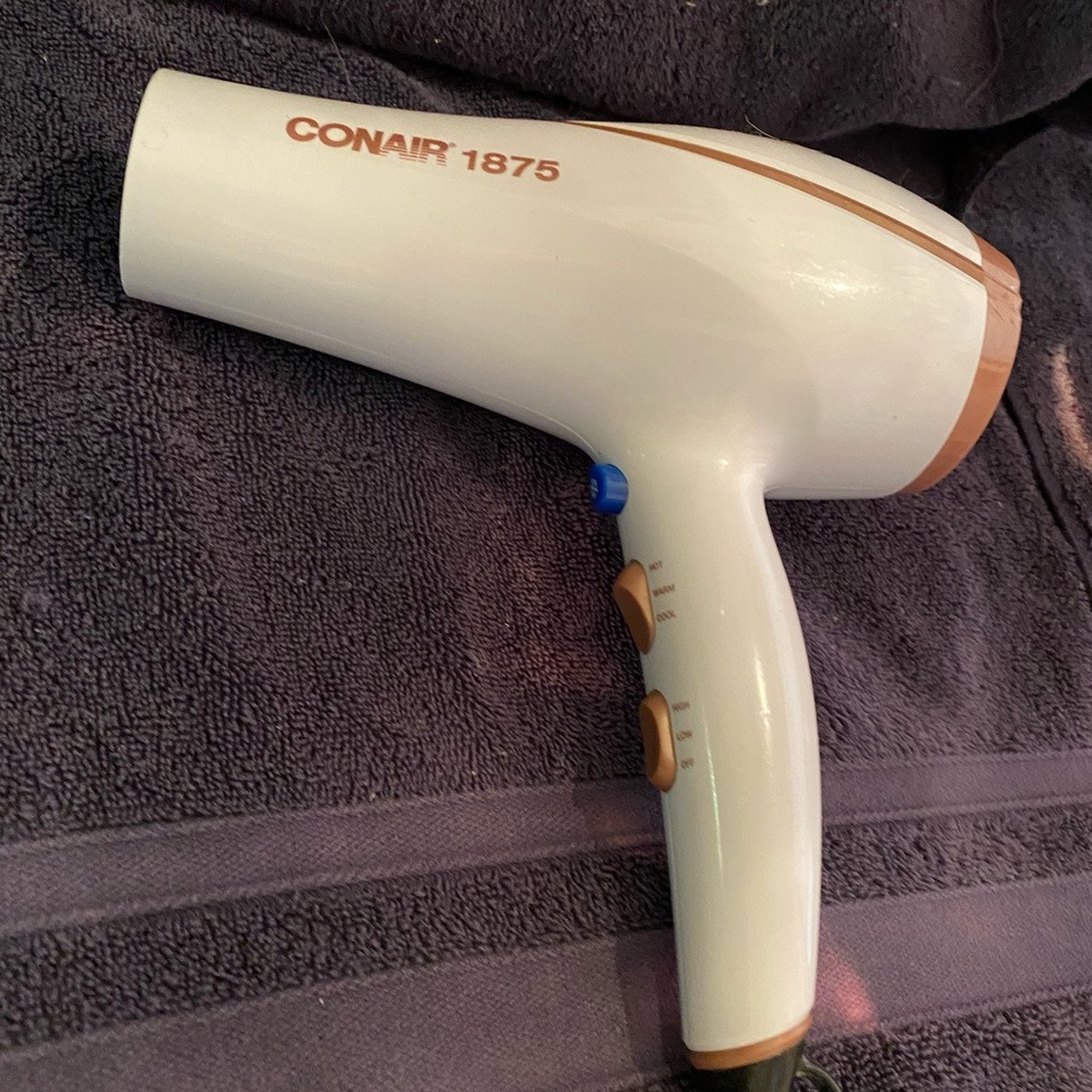 Conair 1875 White and Brown Hair Dryer